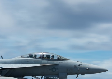 USS Ronald Reagan (CVN 76) Flight Operations