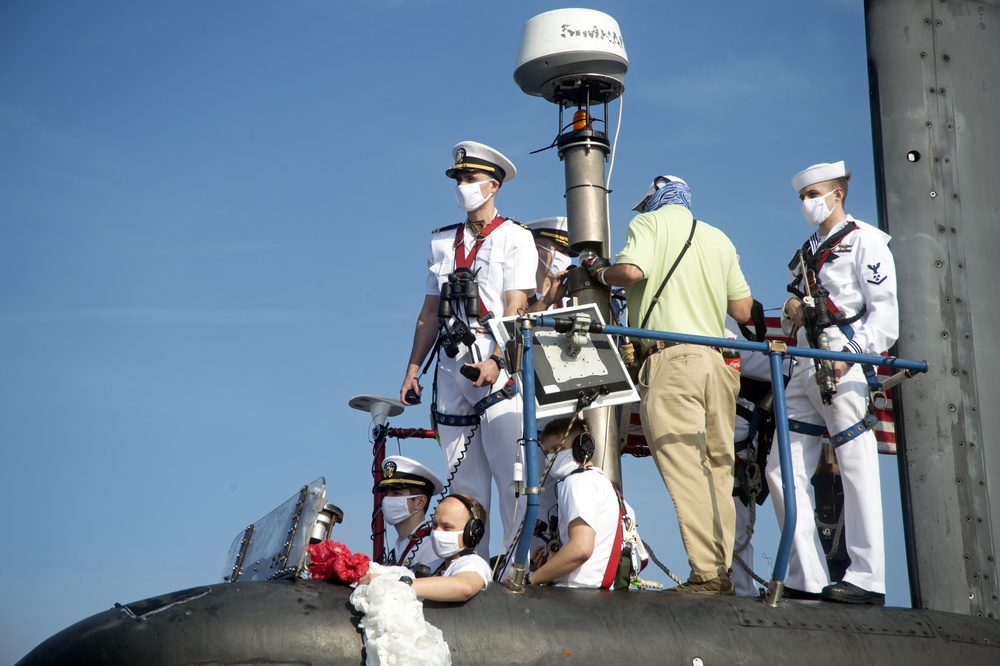 USS Albany Returns from Deployment