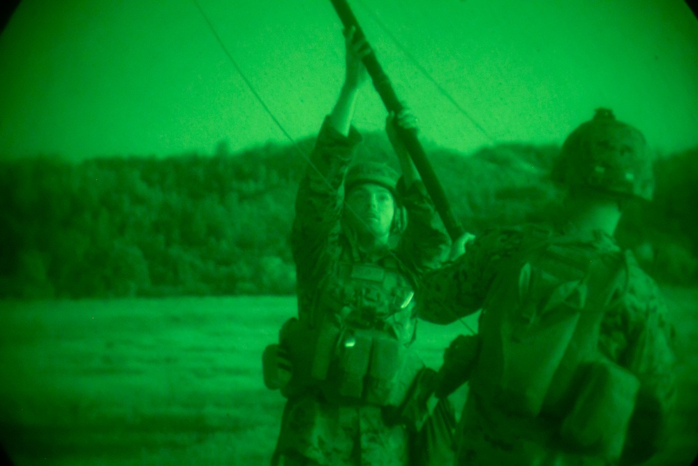 15th MEU establishes an FSB at Fort Hunter Liggett