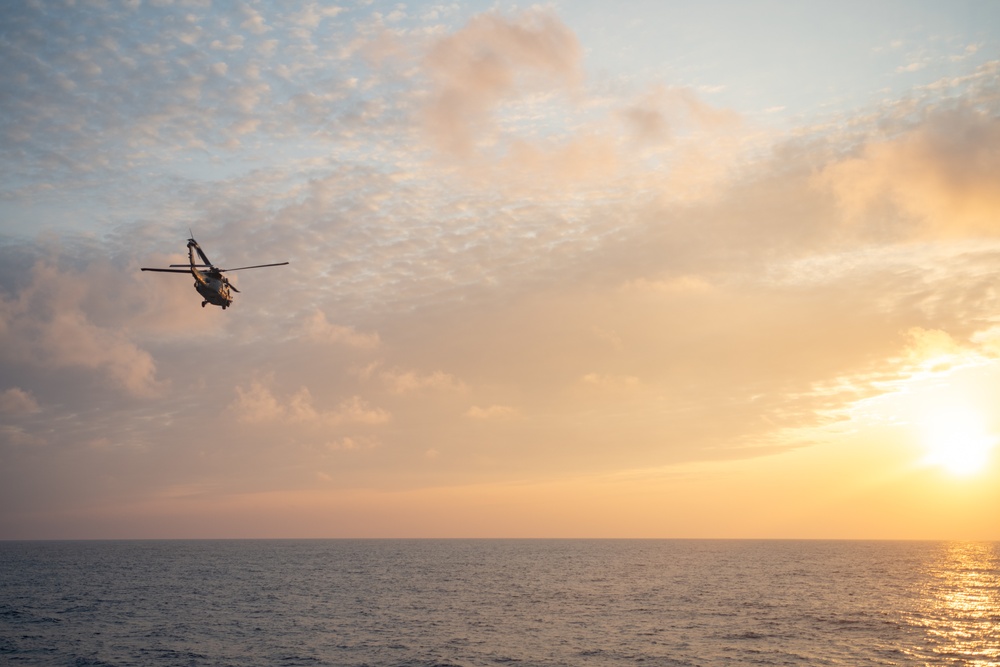 USS Barry Conducts Night Flight Quarters