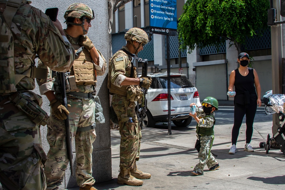 Youngster supports Cal Guard service members in Los Angeles