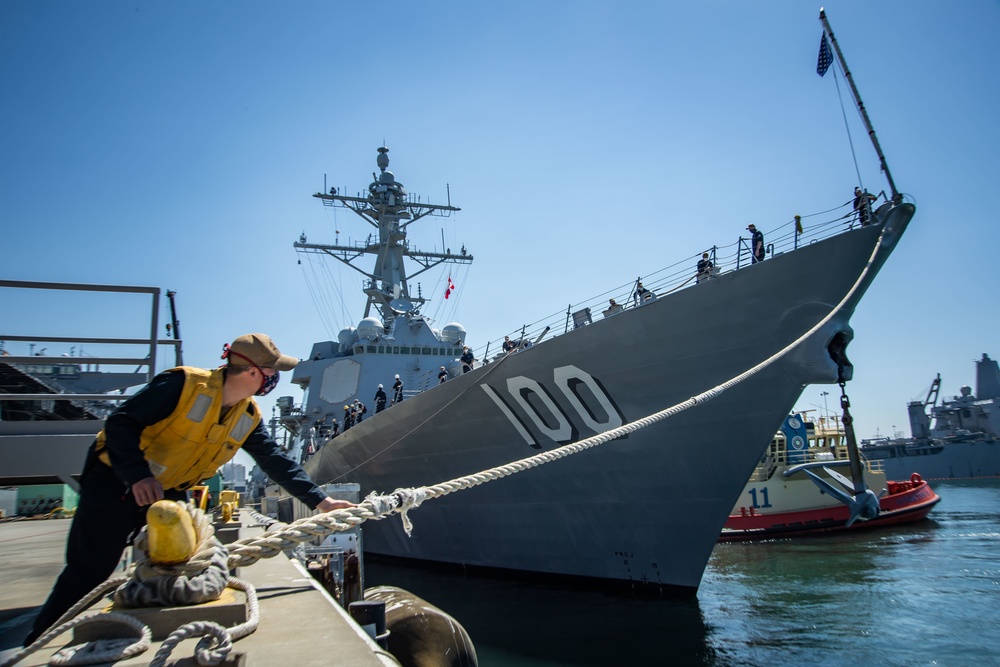 USS Kidd (DDG 100) Departs San Diego