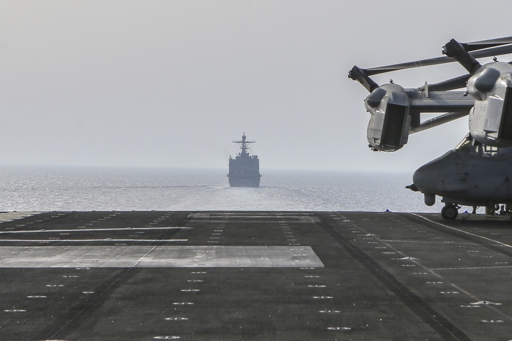 BATARG, 26th MEU transits Bab Al-Mandeb strait