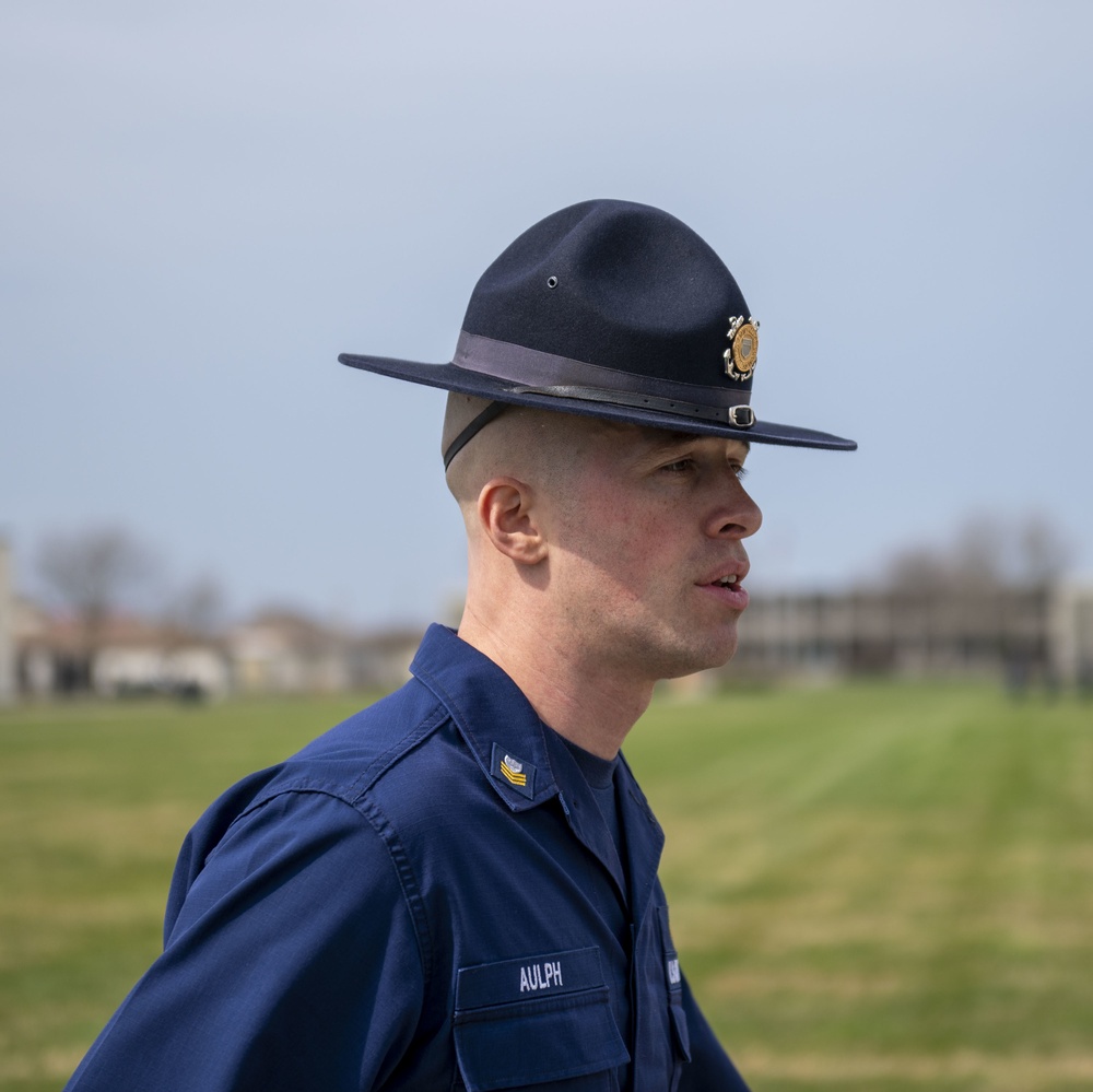 Petty Officer Aulph trains recruits from O-198