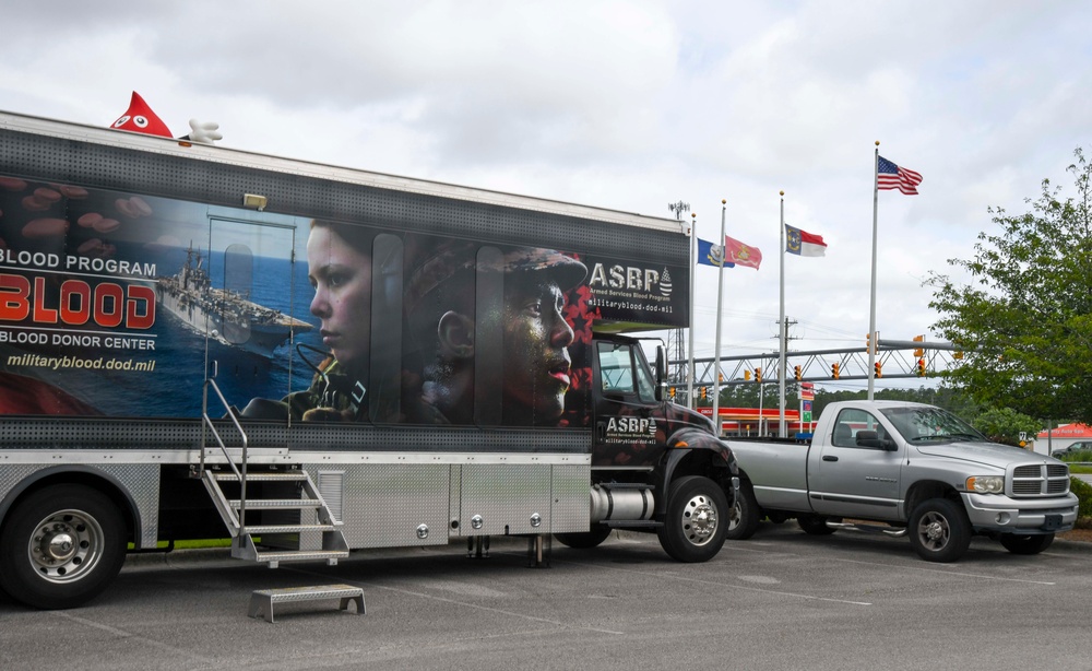 Armed Services Blood Program gets support from civilian donors