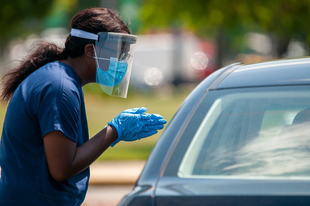 Delaware Guard tests for COVID-19 in Georgetown