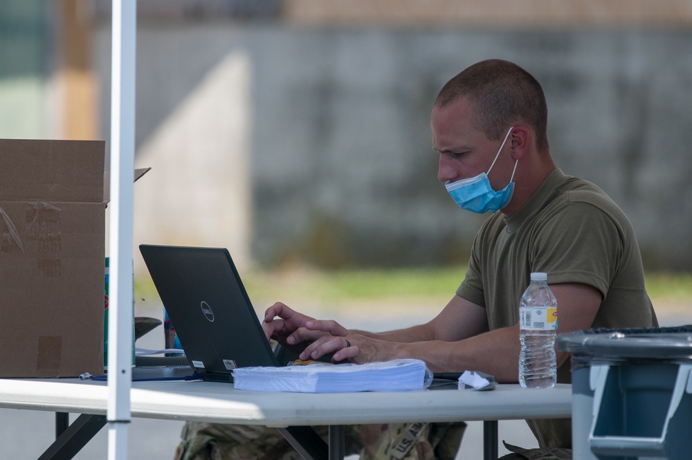Delaware Guard tests for COVID-19 in Georgetown