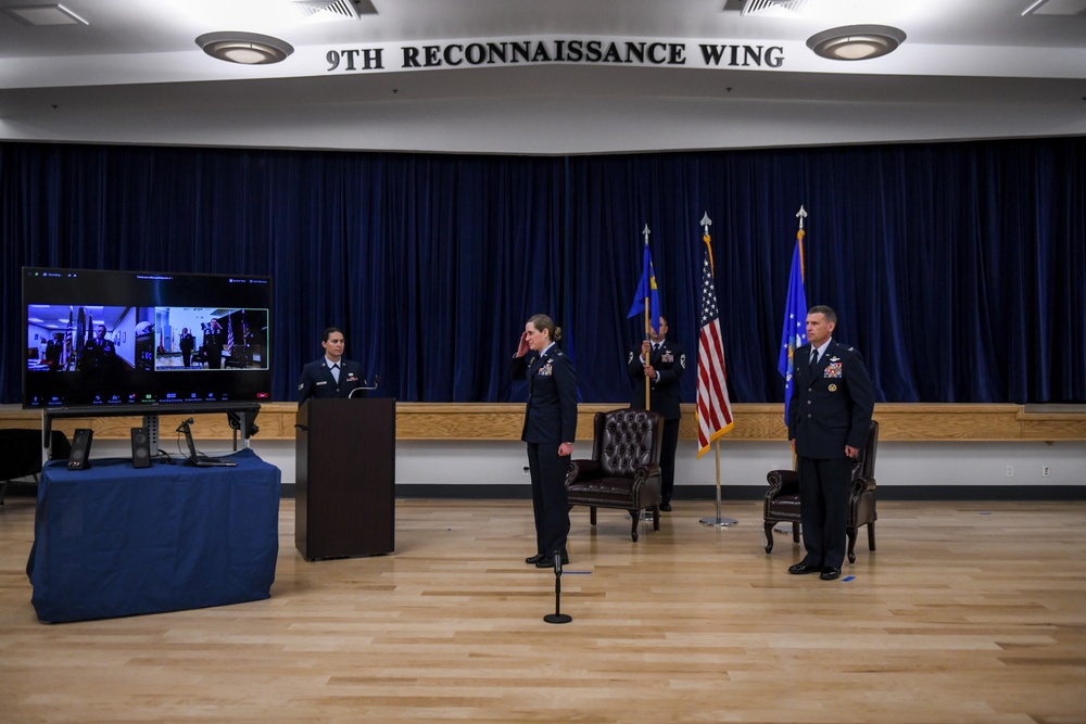 Col. Fox assumes command of Recce Town