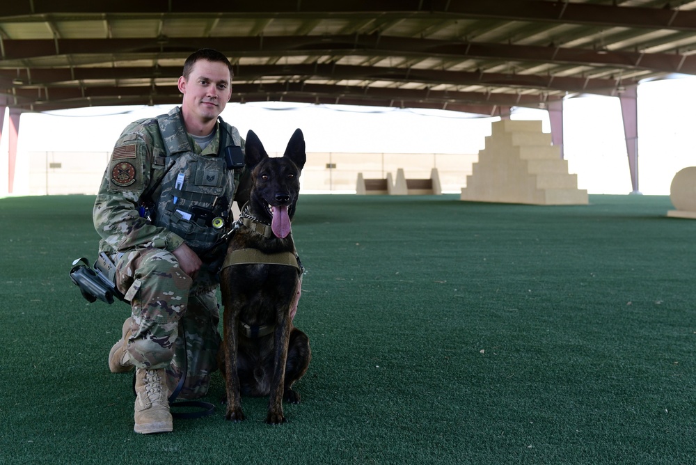 Creech AFB MWD team portrait