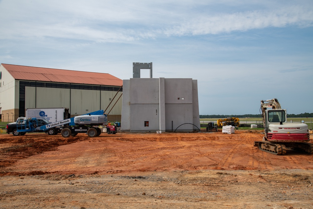 Air traffic control tower construction