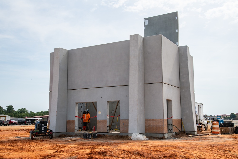 Air traffic control tower construction