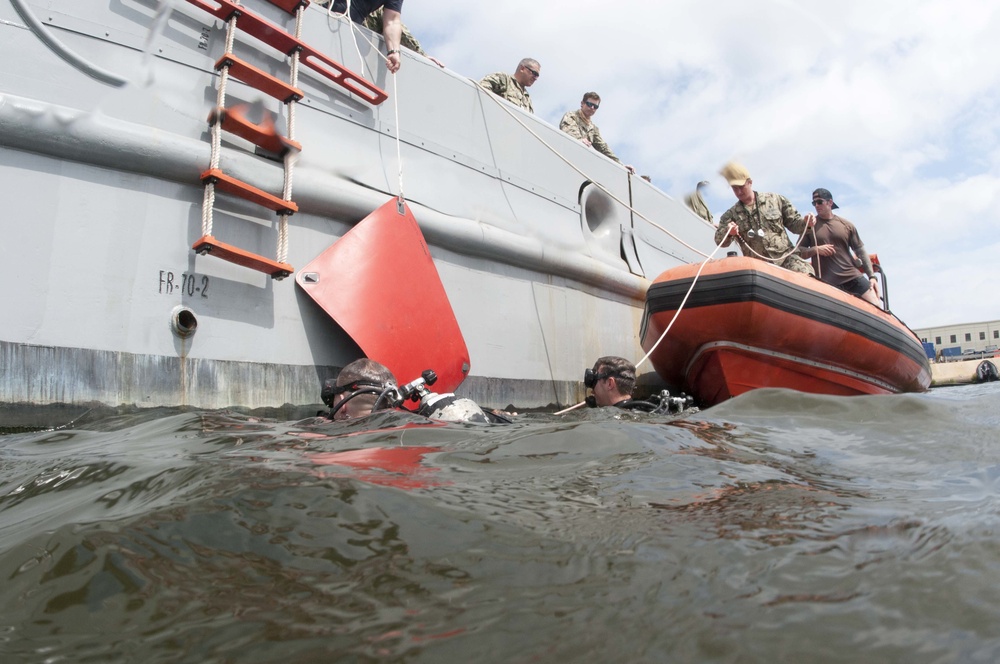 Navy EOD and Divers Conduct At Sea Damage Repair Training