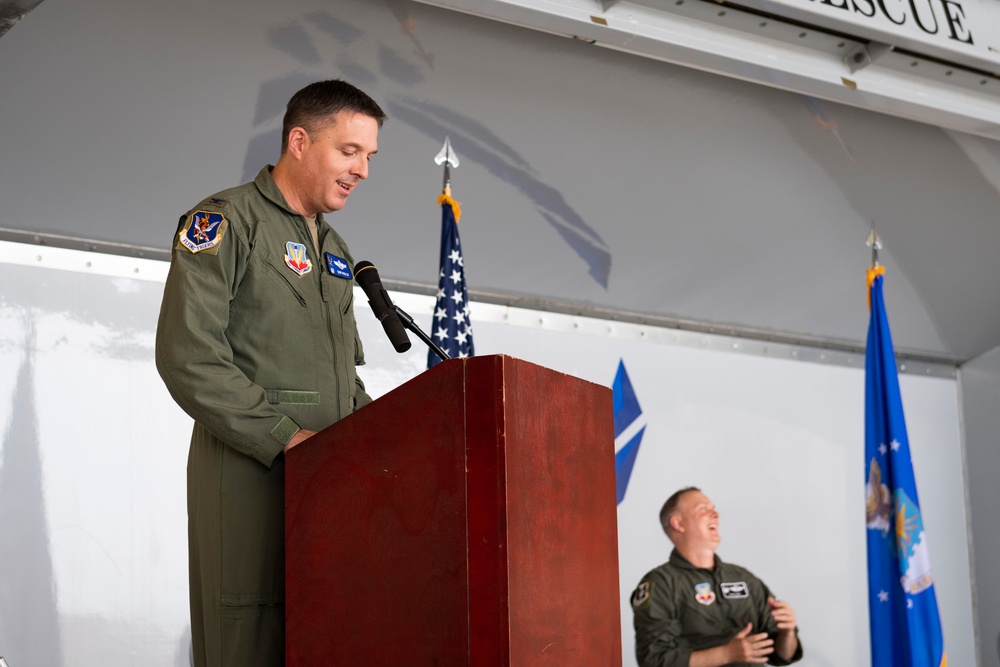 347th Rescue Group changes command