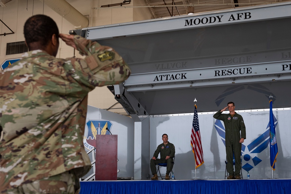 347th Rescue Group changes command