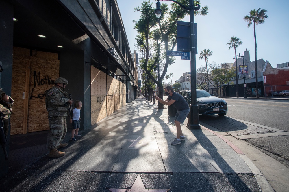 Cal Guard supports Los Angeles during activation