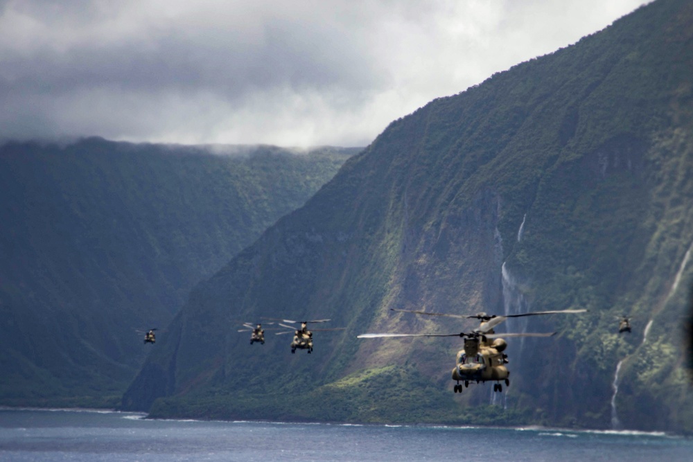 9x CH-47F Flight Around Hawaii Islands