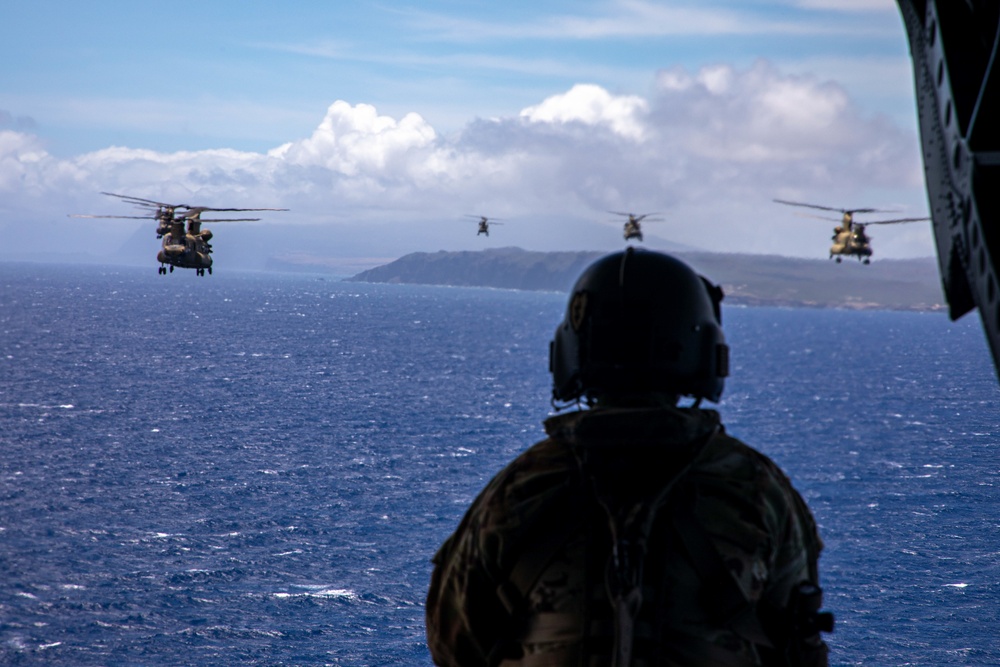 9x CH-47F Flight Around Hawaii Islands