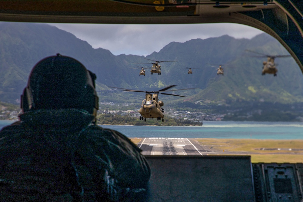 9x CH-47F Flight Around Hawaii Islands