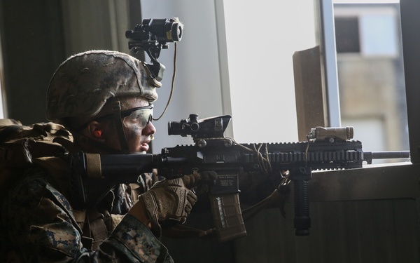1/8 rehearses airfield assault and seizure during 24th MEU’s MAGTF exercise