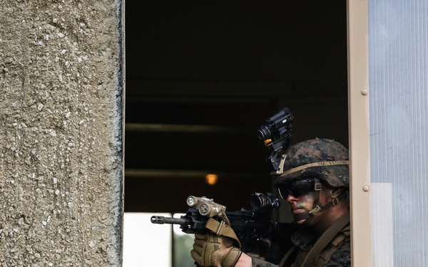 1/8 rehearses airfield assault and seizure during 24th MEU’s MAGTF exercise