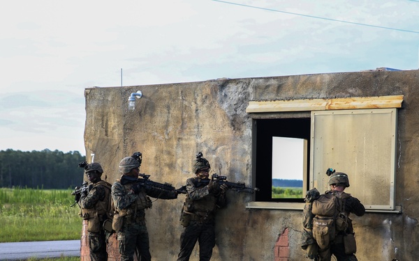 1/8 rehearses airfield assault and seizure during 24th MEU’s MAGTF exercise