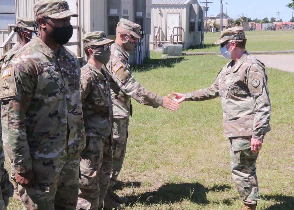 Texas Military Department adjutant general recognizes Soldiers