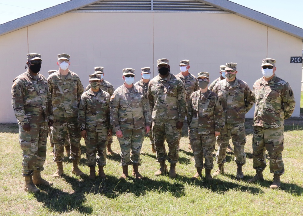 Texas Military Department adjutant general recognizes Soldiers