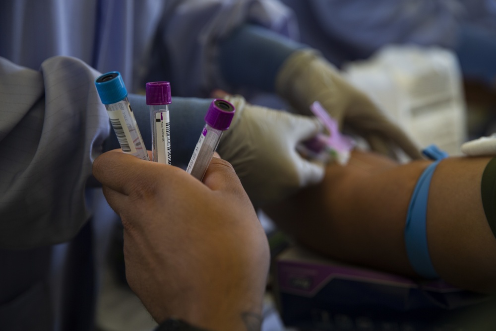 15th MEU Navy Corpsman keep blood banks full