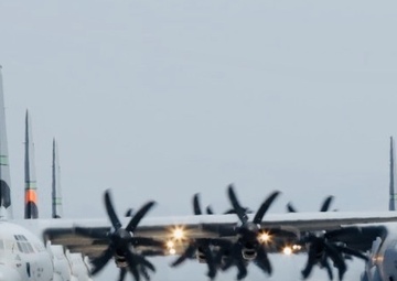 Hollywood Guard celebrates milestone with 6-ship formation flight