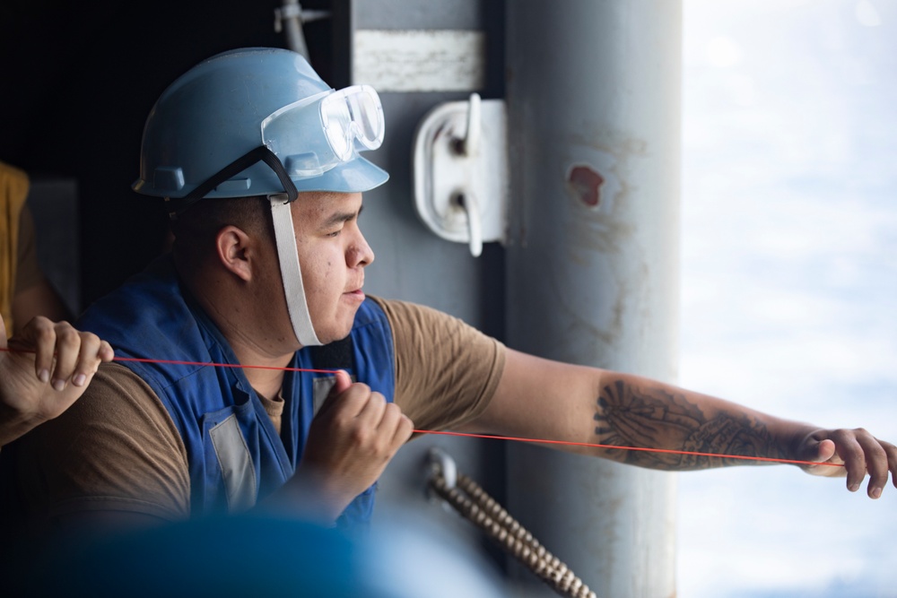 USS Bataan (LHD 5) RAS