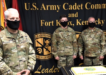 Fort Knox celebrates 245th Army Birthday with broadcast cake cutting ceremony