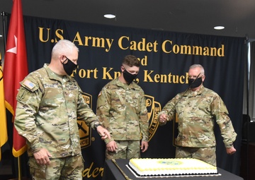Fort Knox celebrates 245th Army Birthday with broadcast cake cutting ceremony