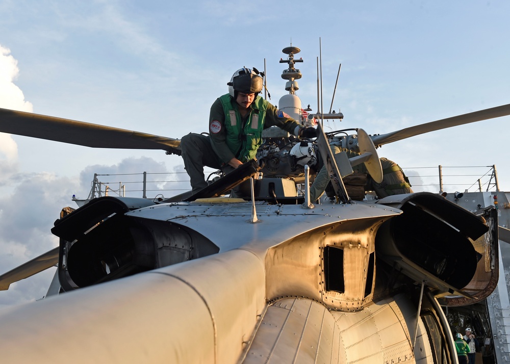 USS Gabrielle Giffords Conducts Flight Ops