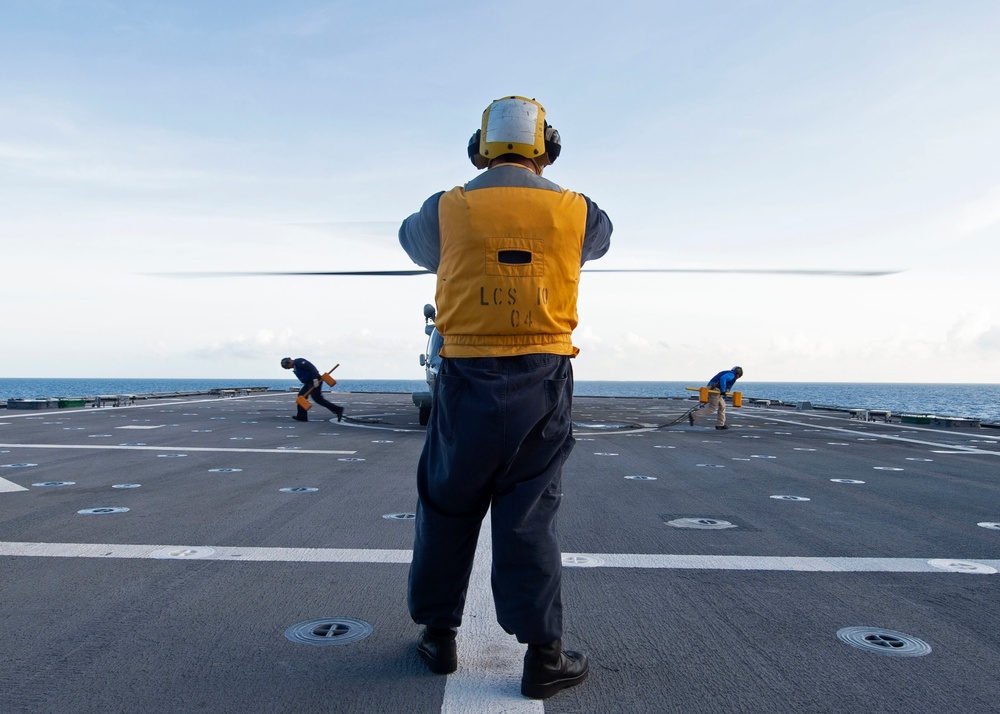 USS Gabrielle Giffords Conducts Flight Ops