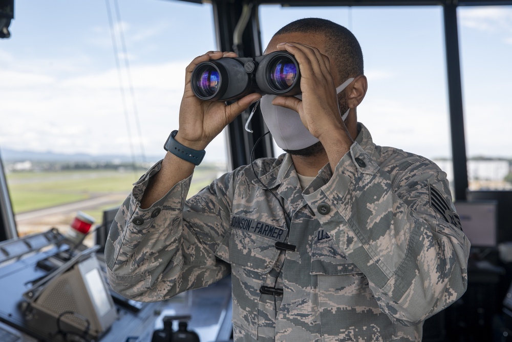 Yokota ATC: Control Sky Highway