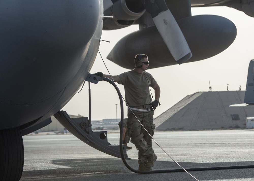 779th EAS, JET/IA transport cargo