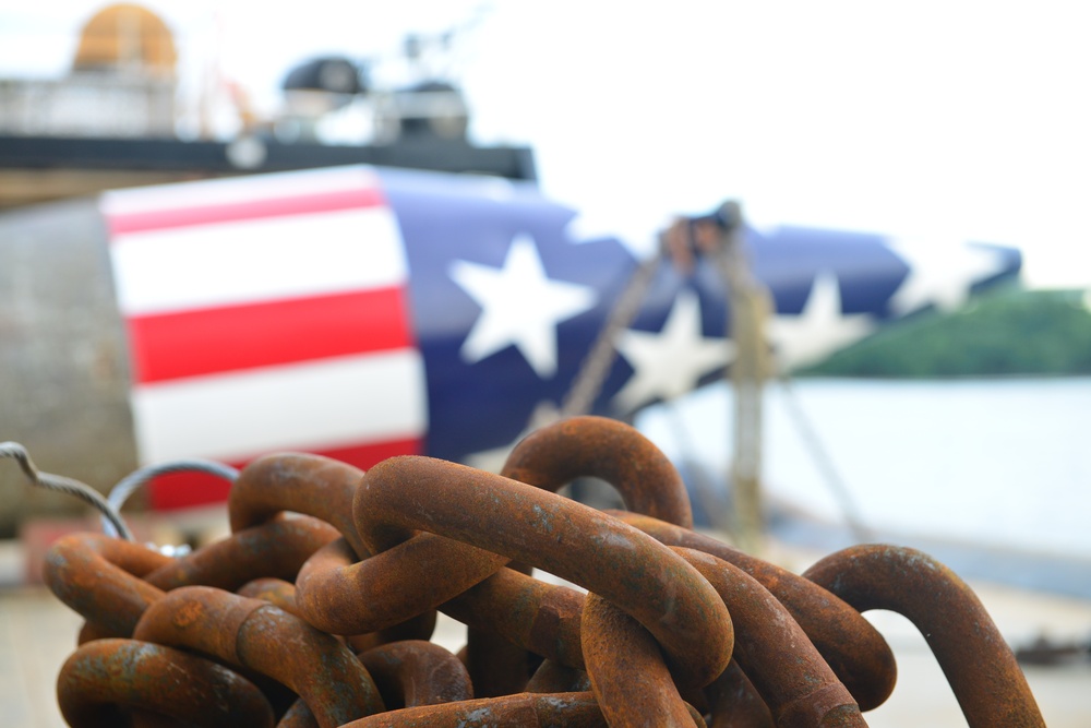 Coast Guard sets historic Francis Scott Key buoy on Patapsco river in Baltimore for 40th year