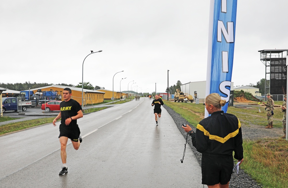 2-1 CD Soldiers Participate in COVID-19 Safety Run