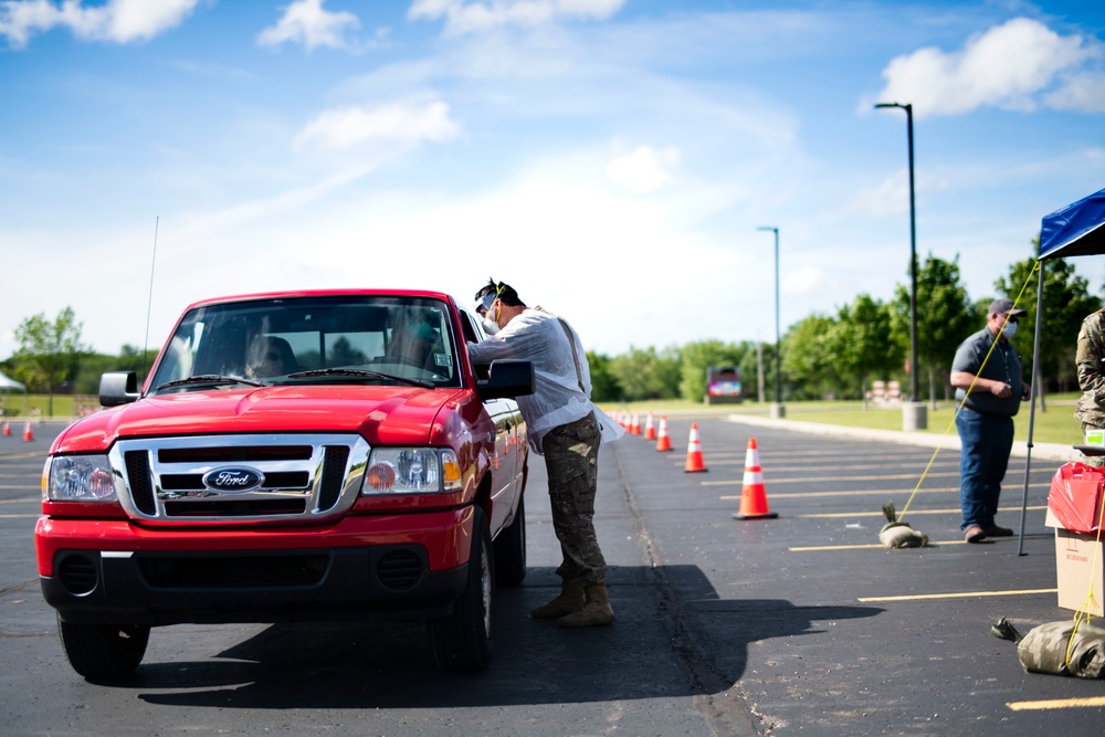 Michigan National Guard helping the community: Drive-Through Testing in Alma