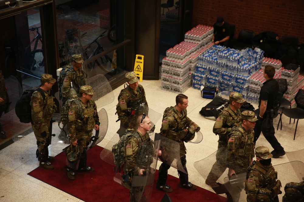 Soldiers Assist Law Enforcment