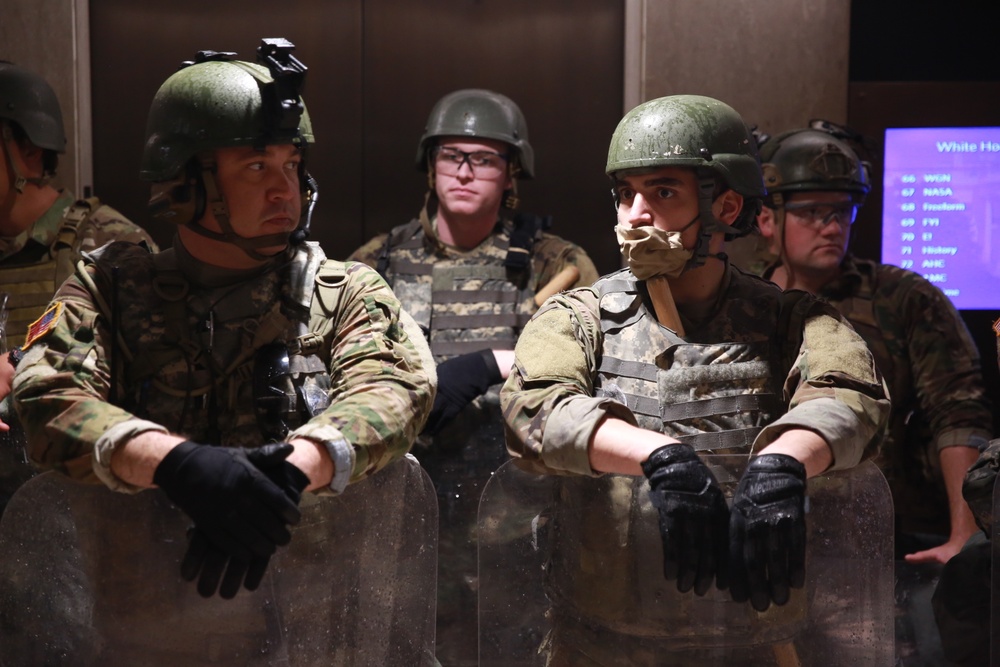 Soldiers Assist Law Enforcment