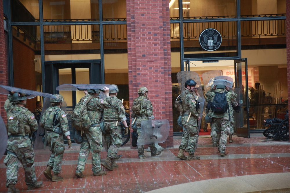 Soldiers Assist Law Enforcment