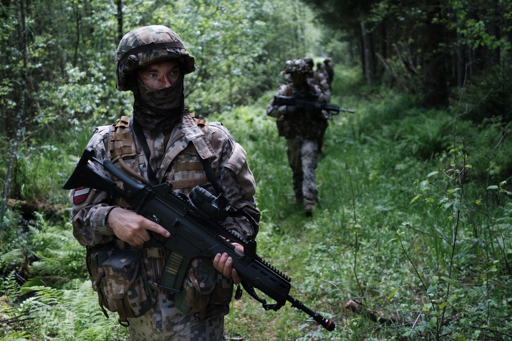 Green Berets train Latvian Zemessardze