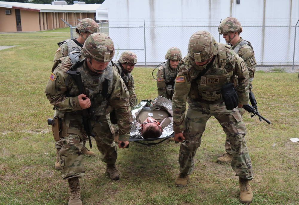 466 MCAS Soldiers Conduct a MASCAL Training Exercise During their Pre-Mobilization