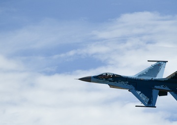 Paint shop at Hill AFB gives F-16 ‘spooky’ paint scheme