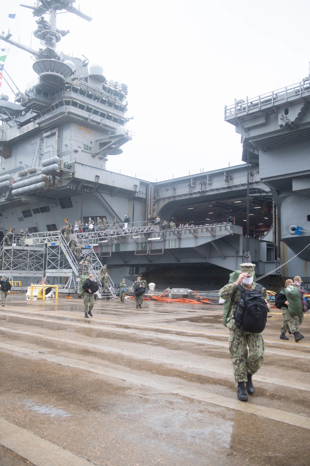 USS Harry S. Truman (CVN 75) Returns to Norfolk, Va