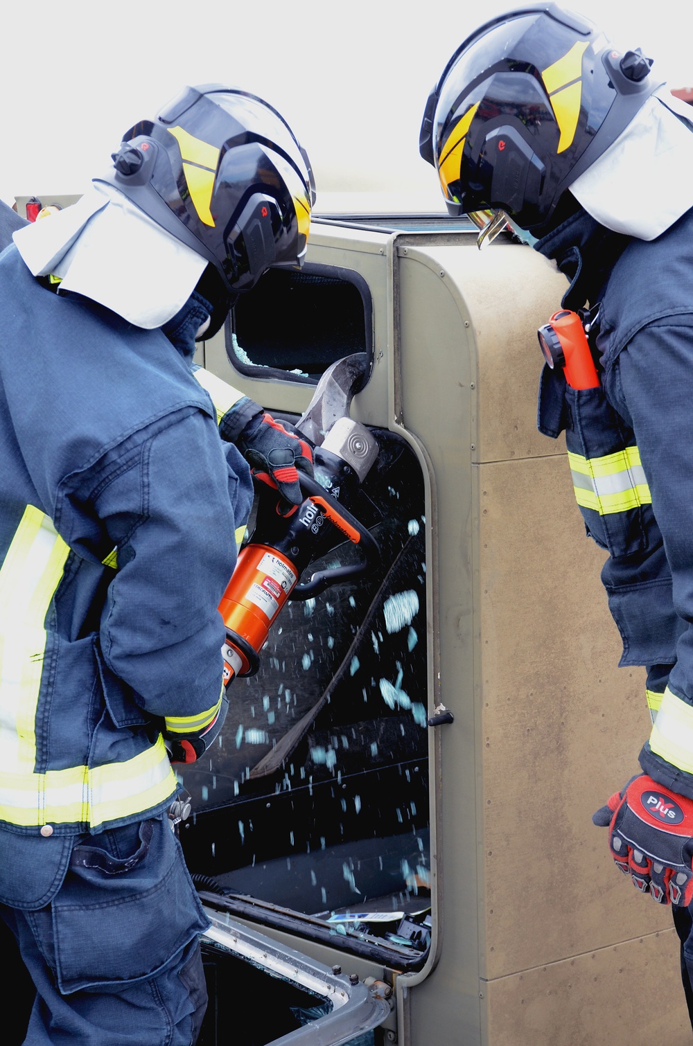 Garrison Fire and Emergency Services hold vehicle extrication drill