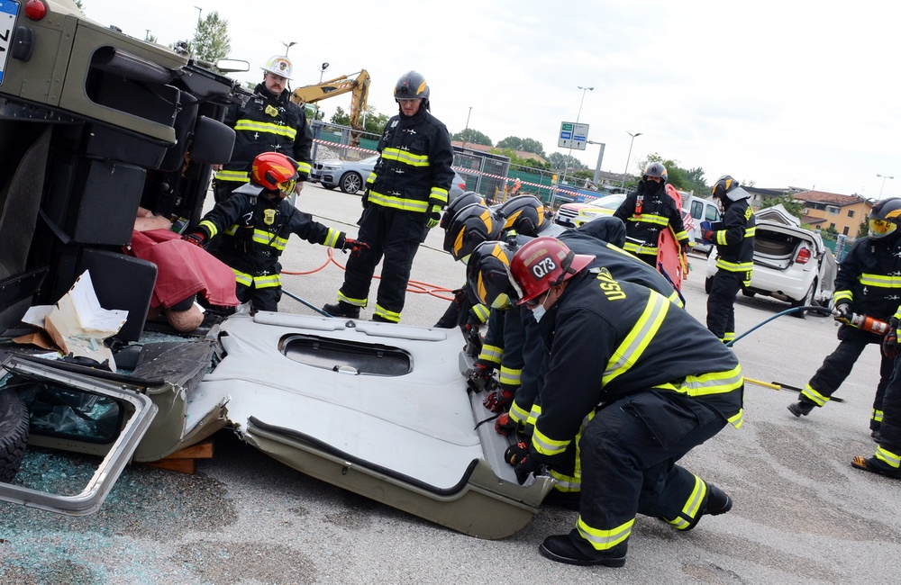 Garrison Fire and Emergency Services hold vehicle extrication drill