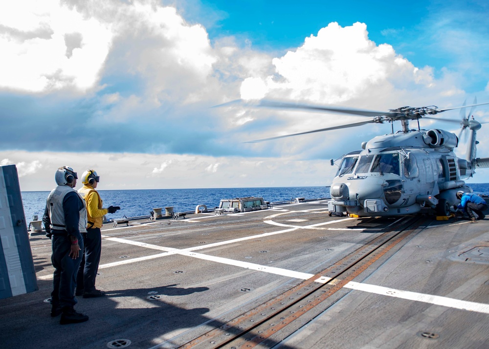 USS Mustin Conducts Flight Quarters