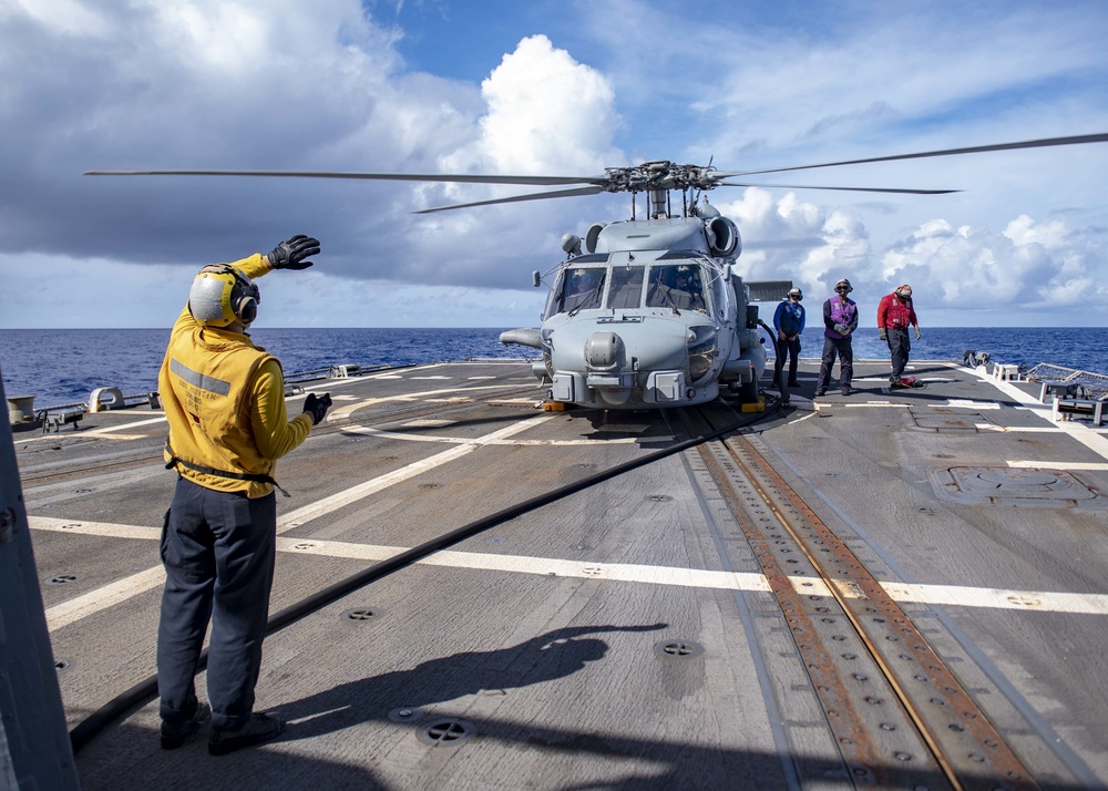 USS Mustin Conducts Flight Quarters